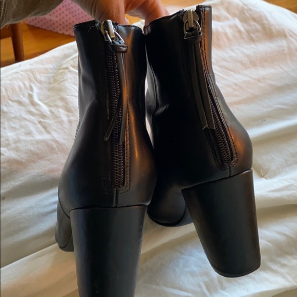 Black booties- Sz 8.5/38.5 - Picture 4 of 6